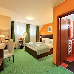 4* Hotell Martin